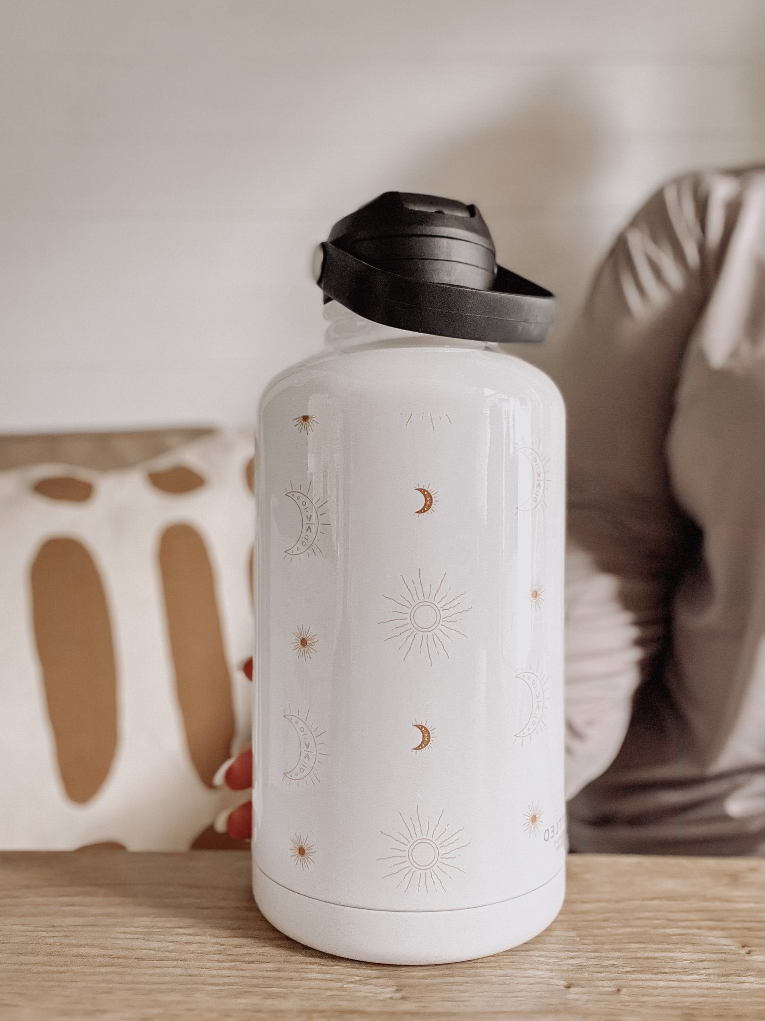 Burnt Boho 64oz BBottle - Birdie Barn